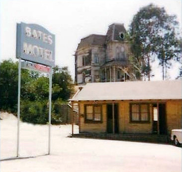 Psycho House and Motel