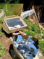 Sun Oven Box Cooker by Wikimedia Commons