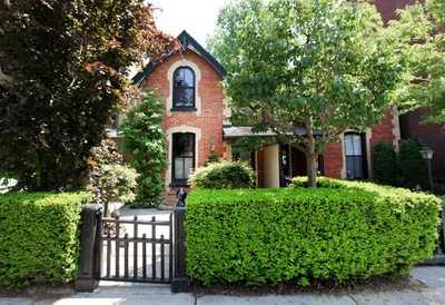 Cabbagetown trimmed gardens