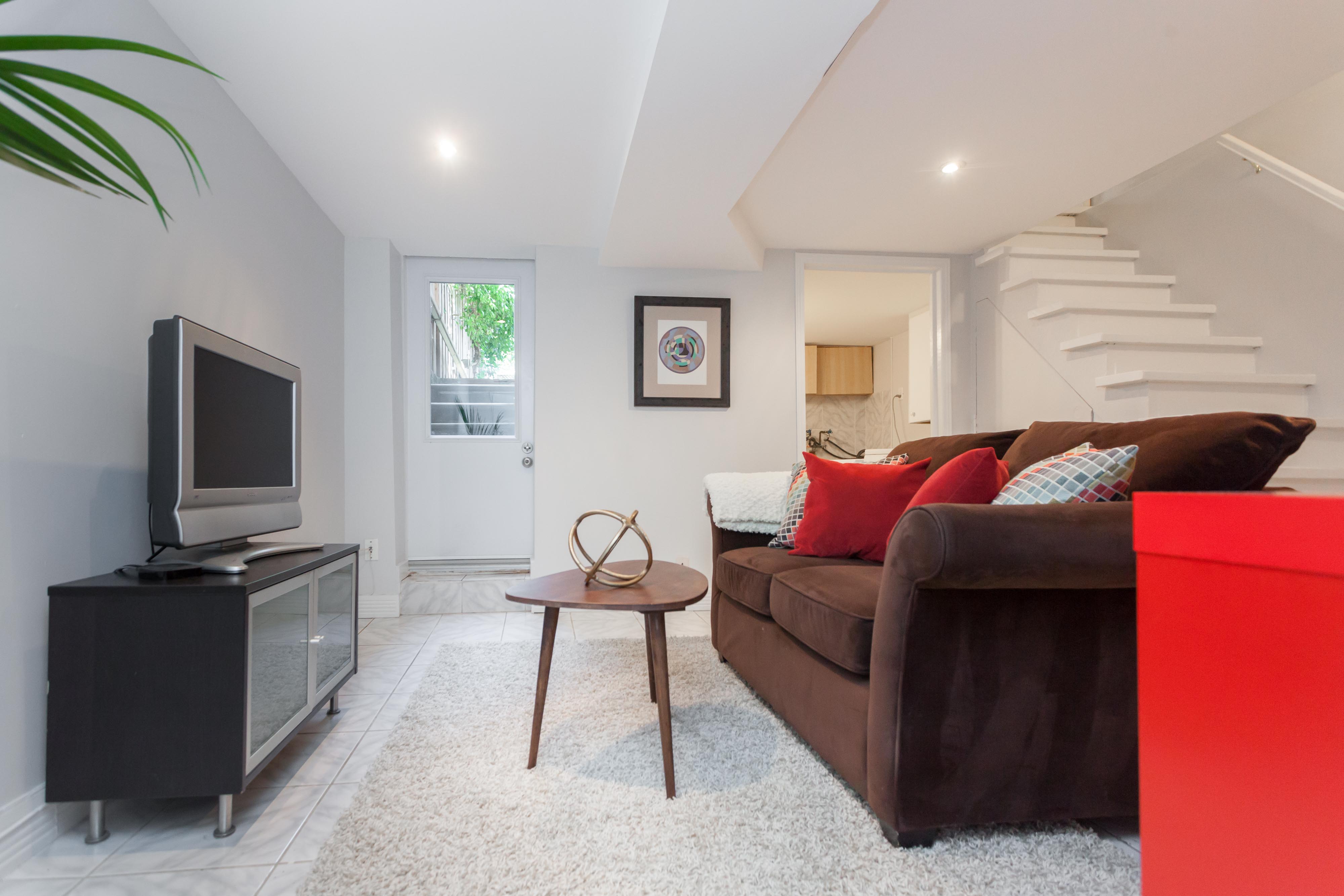 Basement Basement Apartment In Canada