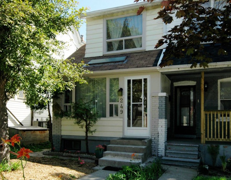249 Hiawatha Road