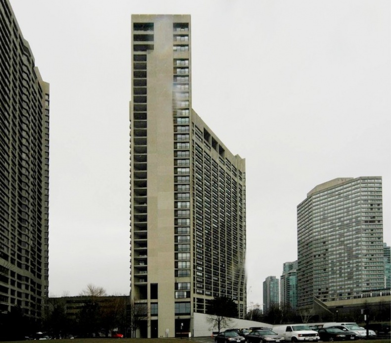 33 Harbour Square